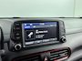 Hyundai Kona 1.0 T-GDI Premium | Leer | Stoel + stuurverwarming | Trekhaak | El. bed. stoelen | Dodehoek |