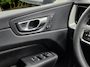 Volvo XC60 2.0 T6 Plug-in hybrid AWD Plus Dark | Panoramadak | Memory | Camera | Stuur/stoelverwarming | 21" Velgen