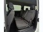 Ford Tourneo Connect Titanium 7 Persoons - Camera - Schuifdeur Links en Rechts - Apple carplay Android - Stoel en voorruit verwarming - Keyless start - Privacy Glass - Cruise Control - PDC Voor en Achter - Hoogte verstelbare voorstoelen