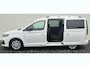 Ford Tourneo Connect Titanium 7 Persoons - Camera - Schuifdeur Links en Rechts - Apple carplay Android - Stoel en voorruit verwarming - Keyless start - Privacy Glass - Cruise Control - PDC Voor en Achter - Hoogte verstelbare voorstoelen