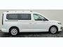 Ford Tourneo Connect Titanium 7 Persoons - Camera - Schuifdeur Links en Rechts - Apple carplay Android - Stoel en voorruit verwarming - Keyless start - Privacy Glass - Cruise Control - PDC Voor en Achter - Hoogte verstelbare voorstoelen