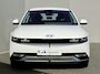 Hyundai Ioniq 5 Style 77.4 kWh / Dealer onderhouden / 1.600 kg Afneembare trekhaak / Fabrieksgarantie tot 09-2028 / Dakdragers / Camera / SOH 92% / Navigatie / Stoel en Stuurverwarming / Apple Carplay Android Auto /