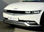 Hyundai Ioniq 5 Style 77.4 kWh / Dealer onderhouden / 1.600 kg Afneembare trekhaak / Fabrieksgarantie tot 09-2028 / Dakdragers / Camera / SOH 92% / Navigatie / Stoel en Stuurverwarming / Apple Carplay Android Auto /