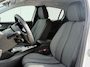 Peugeot e-208 EV E-Style Limited 50 kWh | Half leder | Cruise control | Start stop | Stoelverwarming | Carplay | Lane assist | Lichtmetalen velgen | SOH 98%