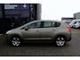 Peugeot 3008 1.6 VTi Première