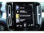 Volvo XC40 2.0 T4 AWD Inscription | Trekhaak | Panoramadak | Camera | Stoel- & stuurverwarming | Cruise control adaptief |