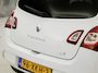 Renault Twingo 1.2 16V Sport (AIRCO, NAP, BLUETOOTH, SPORTSTOELEN, GETINT GLAS, CRUISE, ELEK RAMEN, NIEUWSTAAT)