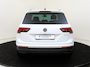 Volkswagen Tiguan 1.4 TSI eHybrid Life | SoH 100% | Achteruitrijcamera | Keyless | Adaptieve cruise control | Dodehoekdetectie | Navigatie | 3-zone airco | Parkeerassistent | Elektrische kofferklep |
