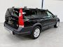 Volvo XC70 2.5 T Momentum AUTOMAAT / LEER