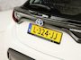 Toyota Yaris 1.5 Hybrid Dynamic Sport Automaat (NAP, NAVIGATIE, CAMERA, CLIMATE, SPORTSTOELEN, CRUISE, ELEK PAKKET, NIEUWSTAAT)