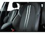 BMW 2-Serie Active Tourer 218i High Executive Edition / Trekhaak / Sportstoelen / Stoelverwarming