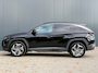Hyundai Tucson 1.6 T-GDI HEV Comfort Lederpakket. | Ledere bekleding | Trekhaak 160kg geremd | All-season banden | Stoel verwarming voor | Electrische Stoelverstelling | Apple carplay/Android auto | Navigatie | Cruise contol |