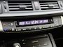 Lexus CT 200h Business Line | BTW voertuig | Dealer onderhouden | Parkeersensoren voor+achter | Cruise Control | Climate Control | Navigatie | Achteruitrijcamera | Elektrisch Verstel/Inklapbare buitenspiegels |