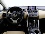 Lexus NX 300h AWD Business Line | Dealer Onderhouden | Beige lederen bekleding | Stoelverwarming | Climate Control | Cruise Control | Navigatie | Achteruitrijcamera | Parkeersensoren voor+achter |