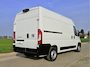 Fiat Ducato 35 2.2 MultiJet L2H2 - 140 Pk - Euro 6 - Groot Scherm - Navi - ParkeerCamera - Airco - Cruise Control