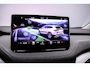 Skoda Enyaq iV 80 204pk Automaat Adaptive cruise control, Navigatie, Achteruitrijcamera, LED koplampen, Stuurwiel verwarmd, Parkeersensoren, App connect, Airco, DAB, Radio