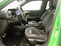 Opel Mokka-e Ultimate 50-kWh 11kw bl. | Camera | Alcantara | 18" Bi-color velgen | Zeer compleet!