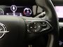 Opel Mokka-e Ultimate 50-kWh 11kw bl. | Camera | Alcantara | 18" Bi-color velgen | Zeer compleet!