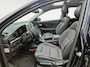 Kia Niro EV e-Niro DynamicPlusLine 64 kWh | Airco | Navi | Camera | Privacy Glass | Trekhaak | Stoelverwarming | Stuurverwarming |