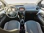 Toyota Aygo 1.0 VVT-i x-play | Airco | Bluetooth | Camera | 5 deurs | Zwart dak |