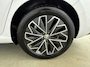 Skoda Scala 1.0 TSI Ambition 110PK | Automaat | Navigatie | Stoelverwarming | Cruise Control | Achteruitrijcamera | Privacy Glass | Apple CarPlay & Android Auto