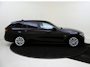 BMW 3-Serie Touring 320e Parking Pack | Ledere bekleding | Navigatie | Apple Carplay |