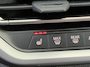 BMW 3-Serie Touring 320e Parking Pack | Ledere bekleding | Navigatie | Apple Carplay |