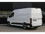 Renault Master E-Tech T35 L2H2 Advance Long Range 87 kWh 143pk - Navi - Camera - Betimmering - Trekhaak - Blind Spot - Stoelverwarming - Rijklaar