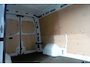 Renault Master E-Tech T35 L2H2 Advance Long Range 87 kWh 143pk - Navi - Camera - Betimmering - Trekhaak - Blind Spot - Stoelverwarming - Rijklaar