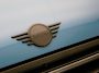 MINI Clubman 1.5 Cooper Classic | PANORAMADAK | ACHTERUITRIJCAMERA | HARMAN KARDON | MEMORY | STOELVERWARMING | HEAD UP | CRUISE CONTROL | APPLE CARPLAY - ANDROID AUTO | CLIMATE CONTROL |