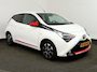 Toyota Aygo 1.0 VVT-i x-joy | CarPlay • Climate • Camera • 15 inch • NAP