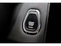 Lynk & Co 01 1.5 - Panorama/schuifdak - Adaptieve Cruise control met stuurovername - 360º Camera - Infinity Audio by Harman/Kardon - BLIS - Stoelverwarming voor - Adaptieve LED koplampen - Geïntegreerde dashcam voor - Elektr. bedienb. achterklep - Draadloze Apple Carplay & Android Auto - Keyless Entry & drive - 20' LMV