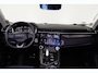 Lynk & Co 01 1.5 - Panorama/schuifdak - Adaptieve Cruise control met stuurovername - 360º Camera - Infinity Audio by Harman/Kardon - BLIS - Stoelverwarming voor - Adaptieve LED koplampen - Geïntegreerde dashcam voor - Elektr. bedienb. achterklep - Draadloze Apple Carplay & Android Auto - Keyless Entry & drive - 20' LMV
