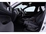Volvo XC40 Single Motor Extened Range Core | 82 kWh | Trekhaak | Camera | Getint glas | Cruise Control | 19 Inch