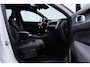 Volvo XC40 Single Motor Extened Range Core | 82 kWh | Trekhaak | Camera | Getint glas | Cruise Control | 19 Inch