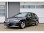 Volkswagen Golf Variant 1.5 eTSI 150pk DSG Life Edition | Achteruitrijcamera | Trekhaak | Stoelverwarming