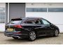 Volkswagen Golf Variant 1.5 eTSI 150pk DSG Life Edition | Achteruitrijcamera | Trekhaak | Stoelverwarming