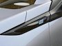 Peugeot e-2008 EV Allure Pack 50 kWh | Navi / Camera / Climate
