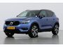 Volvo XC40 T5 Twin Engine R-Design | ACC | Trekhaak | BLIS | Stoelverwarming | Camera | Getint glas | 20 Inch