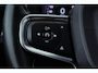 Volvo XC40 T5 Twin Engine R-Design | ACC | Trekhaak | BLIS | Stoelverwarming | Camera | Getint glas | 20 Inch
