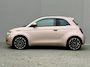 Fiat 500e La Prima by Bocelli 42 kWh / SOH 96% / Panoramadak / Adaptief Cruise Control / Lederen Bekleding / CCS Snel Laden / Achteruitrijcamera / JBL Audio  / Stoelverwarming / Keyless Entry & Start / PDC Voor & Achter /