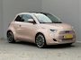 Fiat 500e La Prima by Bocelli 42 kWh / SOH 96% / Panoramadak / Adaptief Cruise Control / Lederen Bekleding / CCS Snel Laden / Achteruitrijcamera / JBL Audio  / Stoelverwarming / Keyless Entry & Start / PDC Voor & Achter /