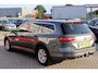 Volkswagen Passat Variant 1.6 TDI Business Edition | Automaat | LED | Climate control | Cruise control | Trekhaak | DAB radio
