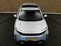 Toyota Urban Cruiser Executive 61 kWh DEMO - ORIGINEEL NEDERLANDSE AUTO - 3 FASE LADEN - PANORAMADAK - PARKEERSENSOREN VOOR EN ACHTER - DODEHOEK DETECTIE - NAVIGATIE - 360 GRADEN CAMERA