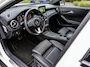 Mercedes-Benz GLA GLA 180 Urban | Night | Pano | Leer | 360 camera | Stoelverwarming
