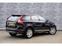 Volvo XC60 2.0 T5 FWD Polar+ | Trekhaak | Panoramadak | Harman Kardon Audio | Achteruitrijcamera | Parkeersensoren | Elektrische Achterklep | Bi-Xenon Adaptief | Parkeerverwarming | Lederen Bekleding | Cruise Control Adaptief | BLIS | Navigatie | Origineel Nederlandse auto 1e eigenaar