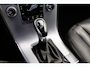 Volvo XC60 2.0 T5 FWD Polar+ | Trekhaak | Panoramadak | Harman Kardon Audio | Achteruitrijcamera | Parkeersensoren | Elektrische Achterklep | Bi-Xenon Adaptief | Parkeerverwarming | Lederen Bekleding | Cruise Control Adaptief | BLIS | Navigatie | Origineel Nederlandse auto 1e eigenaar