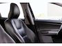 Volvo XC60 2.0 T5 FWD Polar+ | Trekhaak | Panoramadak | Harman Kardon Audio | Achteruitrijcamera | Parkeersensoren | Elektrische Achterklep | Bi-Xenon Adaptief | Parkeerverwarming | Lederen Bekleding | Cruise Control Adaptief | BLIS | Navigatie | Origineel Nederlandse auto 1e eigenaar
