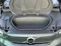 Volvo EX40 Single Motor Extended Range Plus Europa 82 kWh / Stoelverwarming, Stuurverwarming / Cruise Control / Trekhaak / Spatlappen / Achter camera / Elektrische stoelen met geheugen / 19 Inch velgen / Digital Dashboard / Google Maps / Android Auto / Apple Carplay