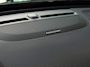 Volvo EX40 Single Motor Extended Range Plus Europa 82 kWh / Stoelverwarming, Stuurverwarming / Cruise Control / Trekhaak / Spatlappen / Achter camera / Elektrische stoelen met geheugen / 19 Inch velgen / Digital Dashboard / Google Maps / Android Auto / Apple Carplay